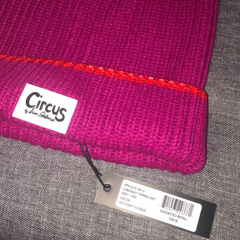 Hat - Picture 2 of 4